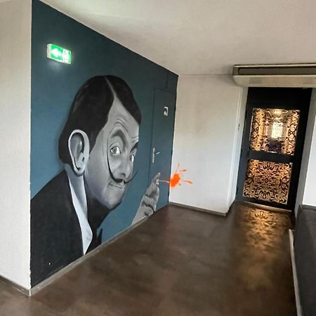 Hotel Restaurant Kyriad Brive Centre Bagian luar foto