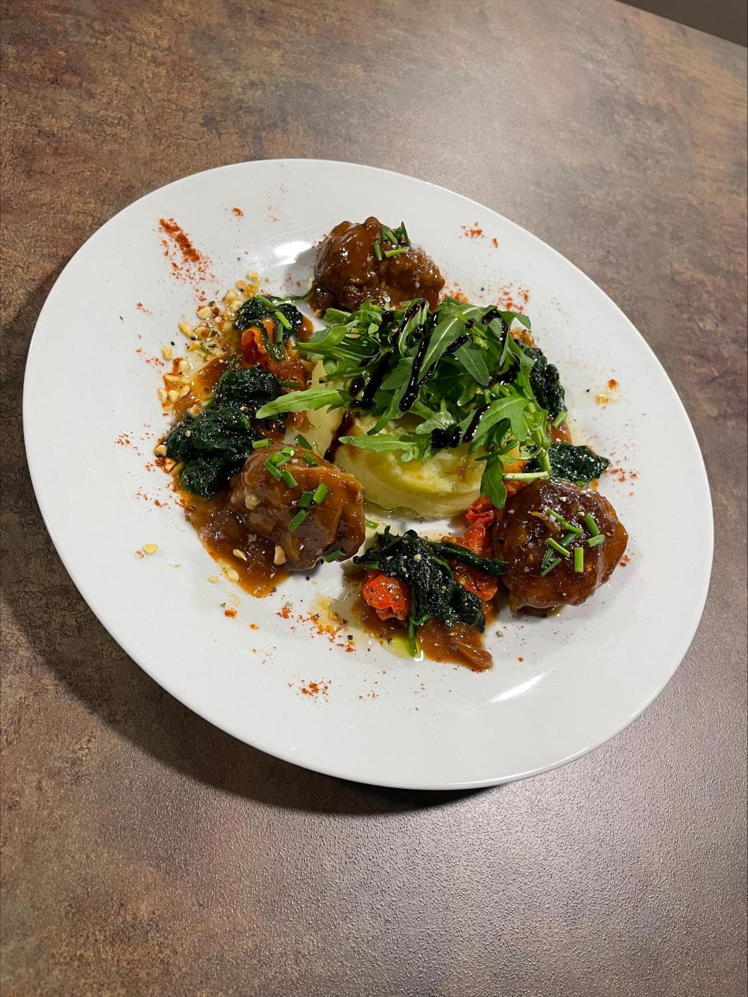 Hotel Restaurant Kyriad Brive Centre Bagian luar foto